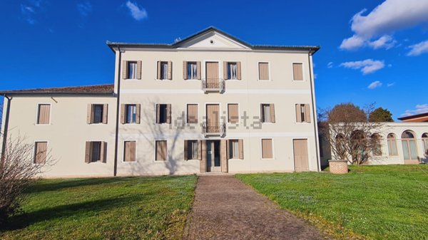 villa in vendita a Mirano in zona Zianigo