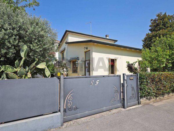casa indipendente in vendita a Mirano