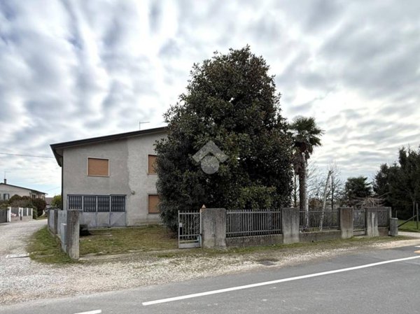 casa indipendente in vendita a Mirano in zona Scaltenigo