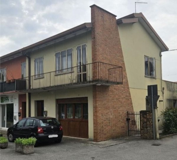 casa indipendente in vendita a Mirano