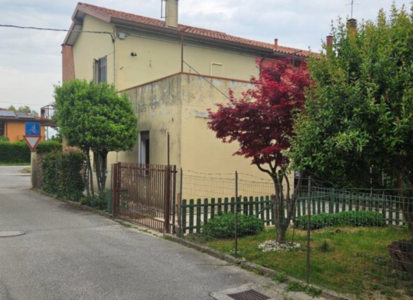 casa indipendente in vendita a Mirano
