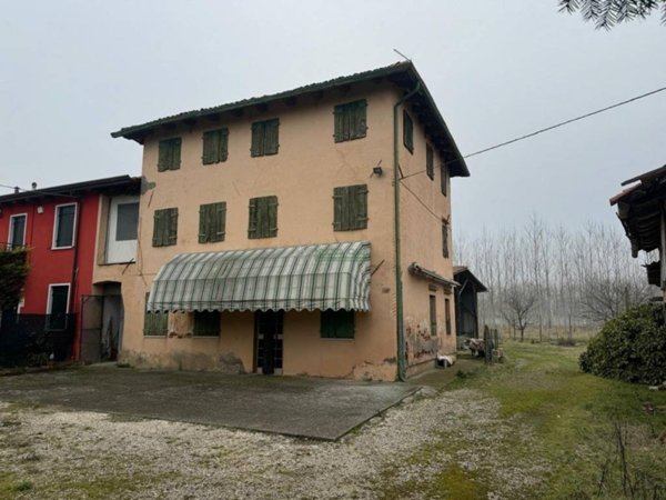 casa indipendente in vendita a Mirano
