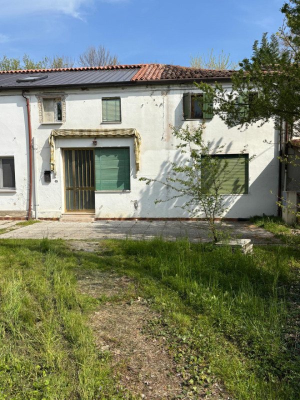 casa indipendente in vendita a Mirano in zona Zianigo
