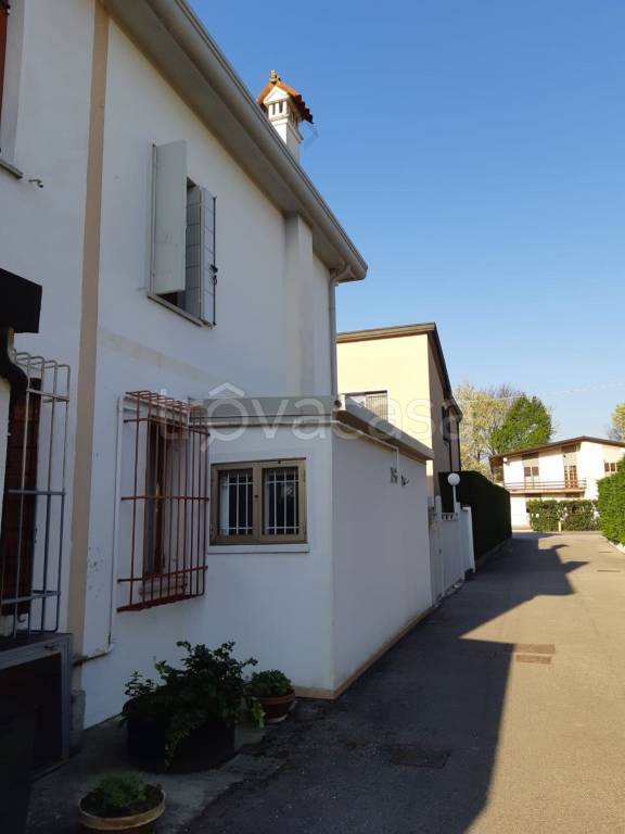casa indipendente in vendita a Mirano
