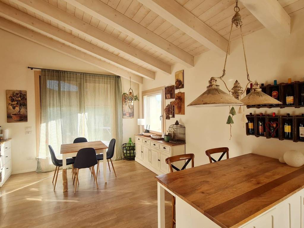 casa indipendente in vendita a Mirano