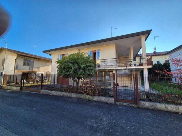 casa indipendente in vendita a Mirano