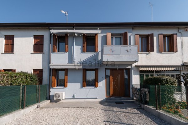 casa indipendente in vendita a Mirano in zona Zianigo