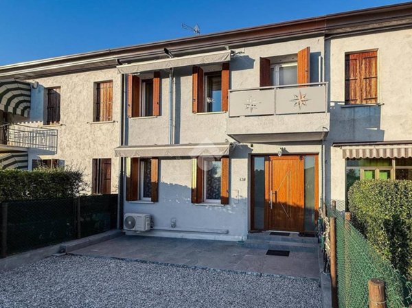 casa indipendente in vendita a Mirano in zona Zianigo