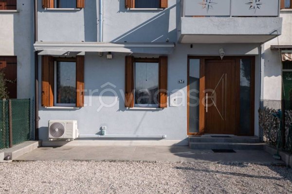 casa indipendente in vendita a Mirano in zona Zianigo