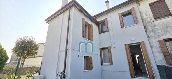 casa indipendente in vendita a Mirano in zona Zianigo