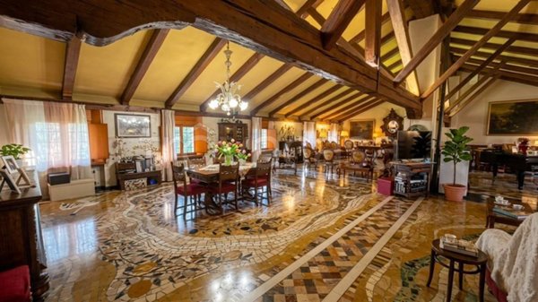 casa indipendente in vendita a Mirano