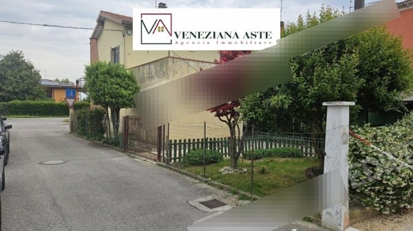 appartamento in vendita a Mirano in zona Campocroce