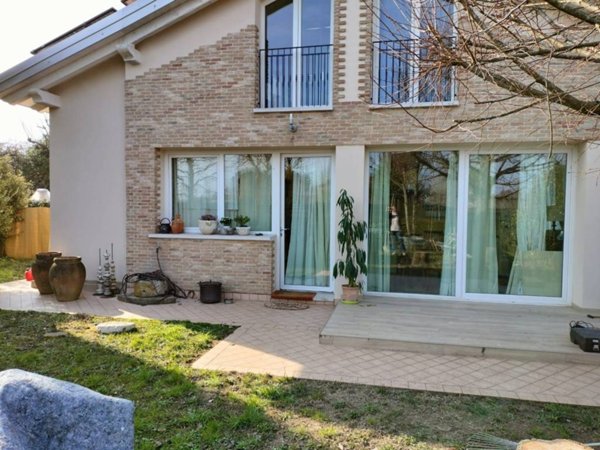 appartamento in vendita a Mirano in zona Zianigo