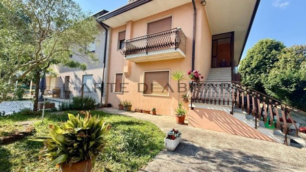 casa indipendente in vendita a Mirano