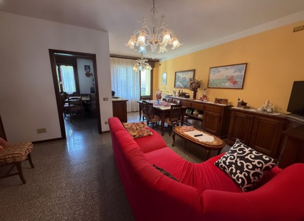 casa indipendente in vendita a Mirano in zona Scaltenigo