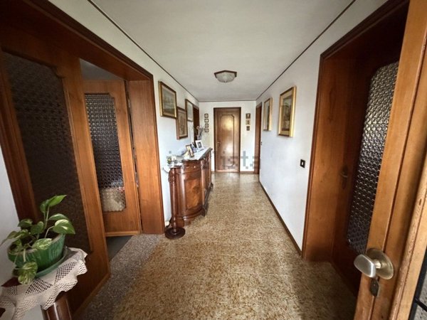casa indipendente in vendita a Mirano in zona Ballò