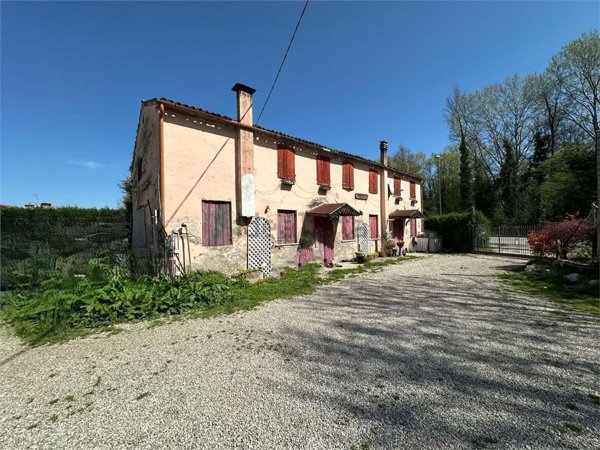 casa indipendente in vendita a Mirano in zona Ballò