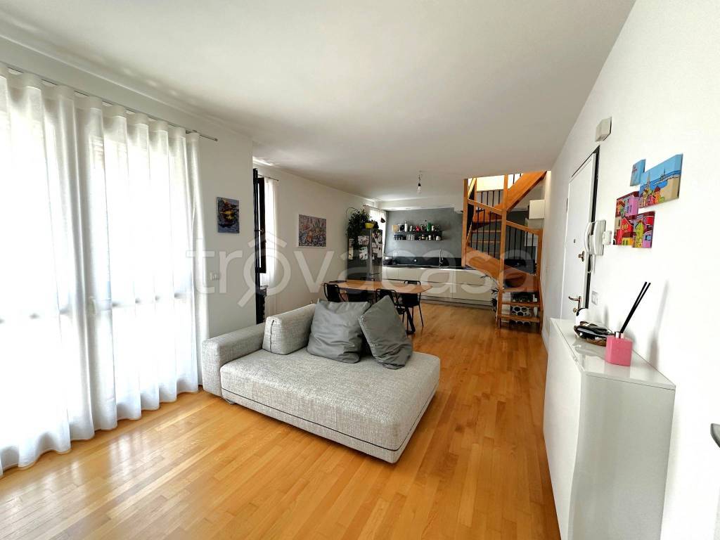 appartamento in vendita a Mirano in zona Zianigo