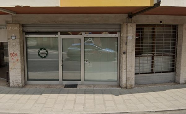 negozio in vendita a Mirano