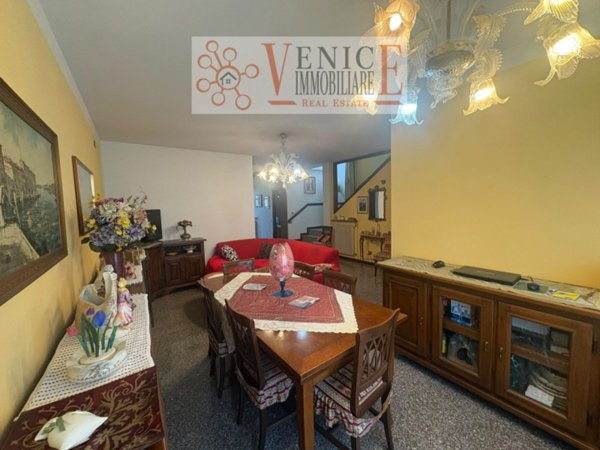 casa semindipendente in vendita a Mirano in zona Scaltenigo