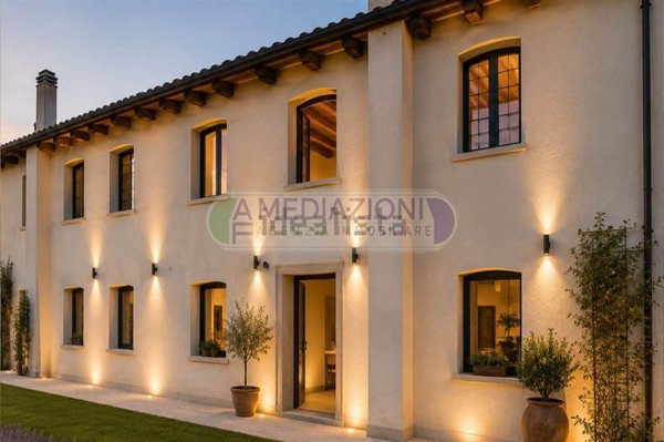 casa indipendente in vendita a Mirano