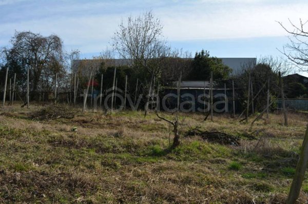locale di sgombero in vendita a Mirano
