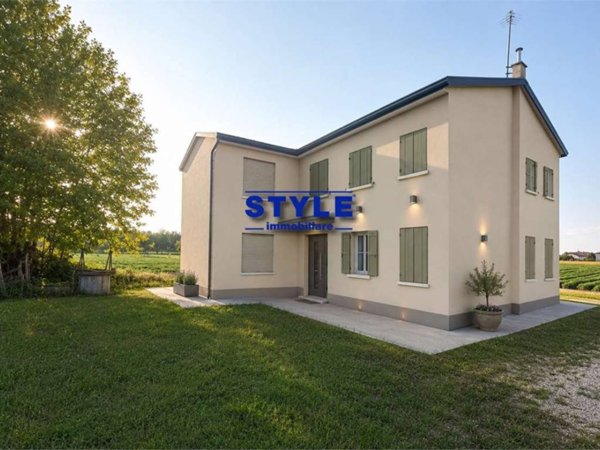 casa indipendente in vendita a Mirano in zona Zianigo