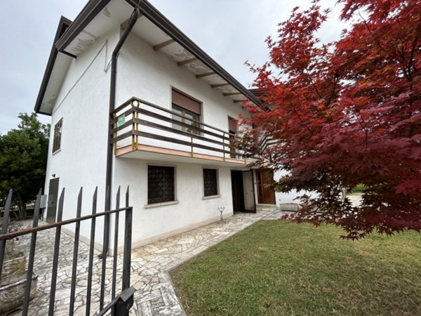 casa indipendente in vendita a Mirano