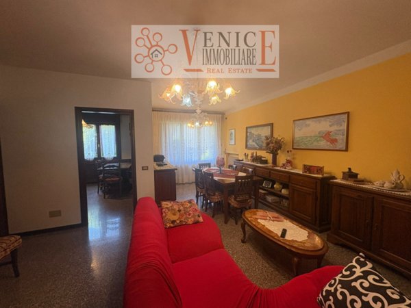 casa semindipendente in vendita a Mirano in zona Scaltenigo