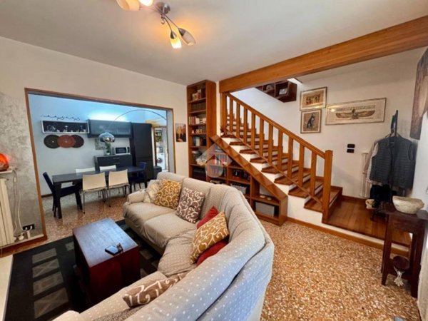 casa indipendente in vendita a Mirano in zona Campocroce