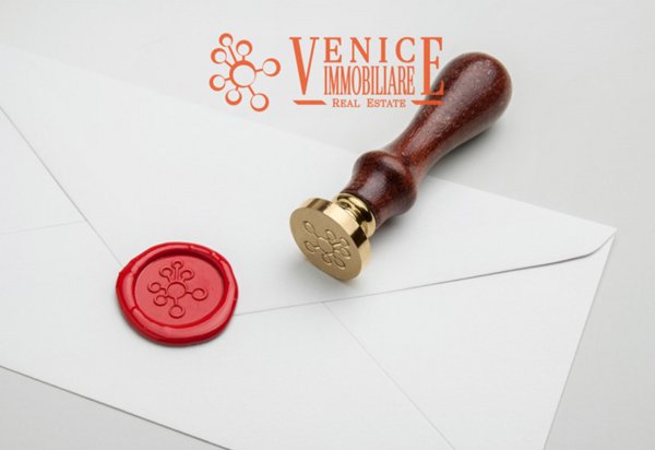 locale di sgombero in vendita a Mirano