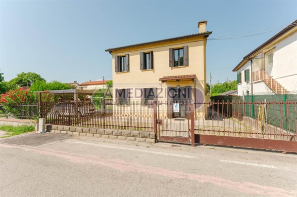 casa indipendente in vendita a Mirano in zona Ballò