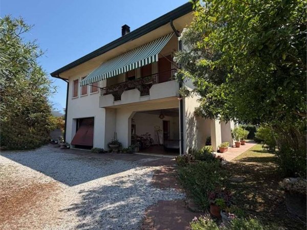 casa indipendente in vendita a Mirano