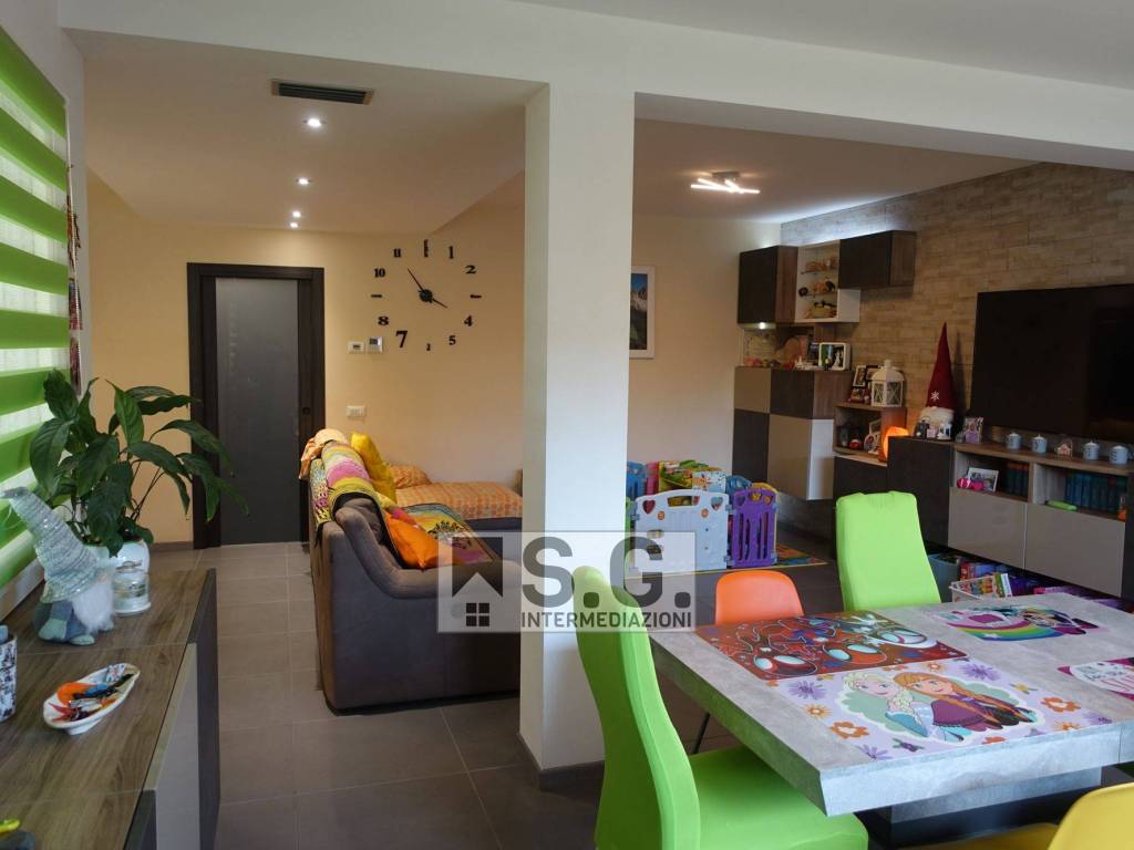 casa indipendente in vendita a Mirano in zona Scaltenigo