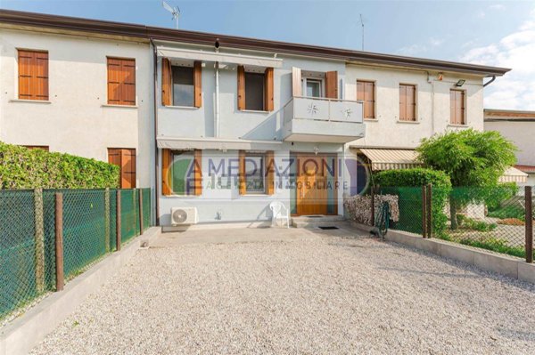 casa indipendente in vendita a Mirano in zona Zianigo