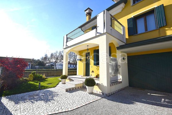 casa indipendente in vendita a Musile di Piave in zona Caposile