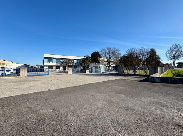 capannone in vendita a Musile di Piave