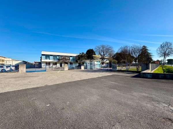 capannone in vendita a Musile di Piave