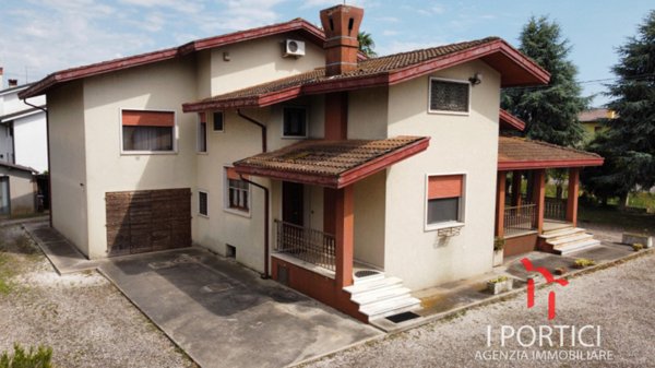 casa indipendente in vendita a Noale
