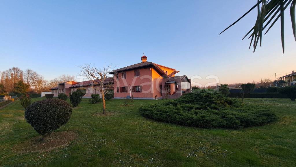 casa indipendente in vendita a Noale in zona Moniego