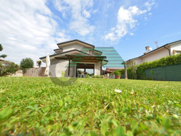 casa indipendente in vendita a Noale in zona Moniego