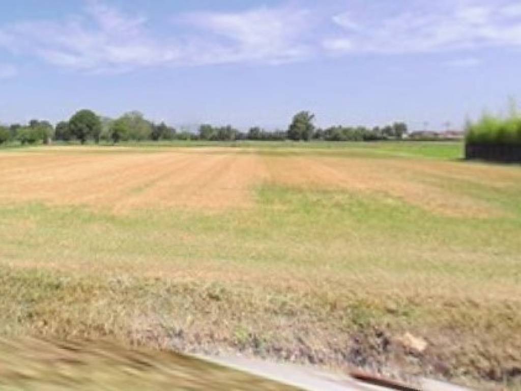 terreno edificabile in vendita a Noale