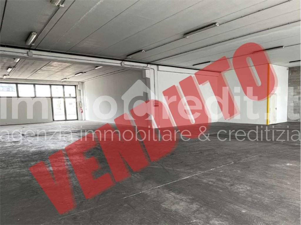 locale commerciale in vendita a Noventa di Piave