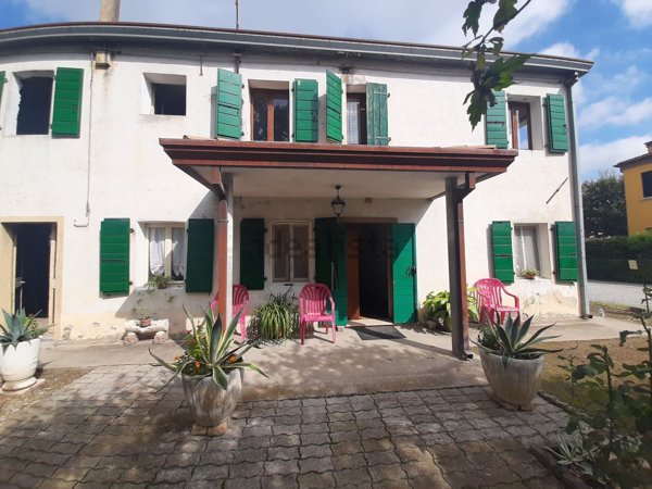 casa indipendente in vendita a Noventa di Piave