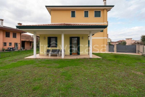 casa indipendente in vendita a Noventa di Piave
