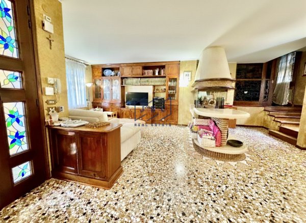 casa indipendente in vendita a Noventa di Piave in zona Ca' Memo