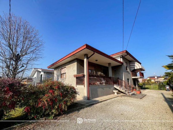 casa indipendente in vendita a Noventa di Piave in zona Ca' Memo