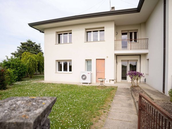 casa indipendente in vendita a Noventa di Piave