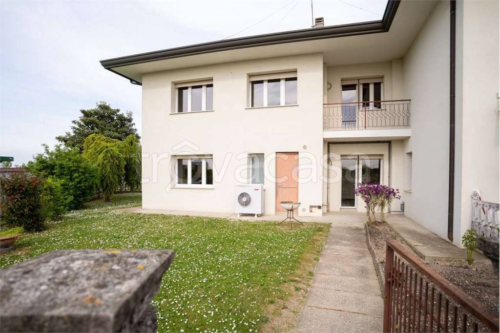 casa indipendente in vendita a Noventa di Piave