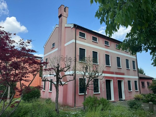casa indipendente in vendita a Noventa di Piave in zona Ca' Memo